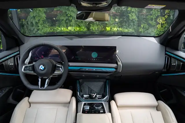 BMW X3 view 15
