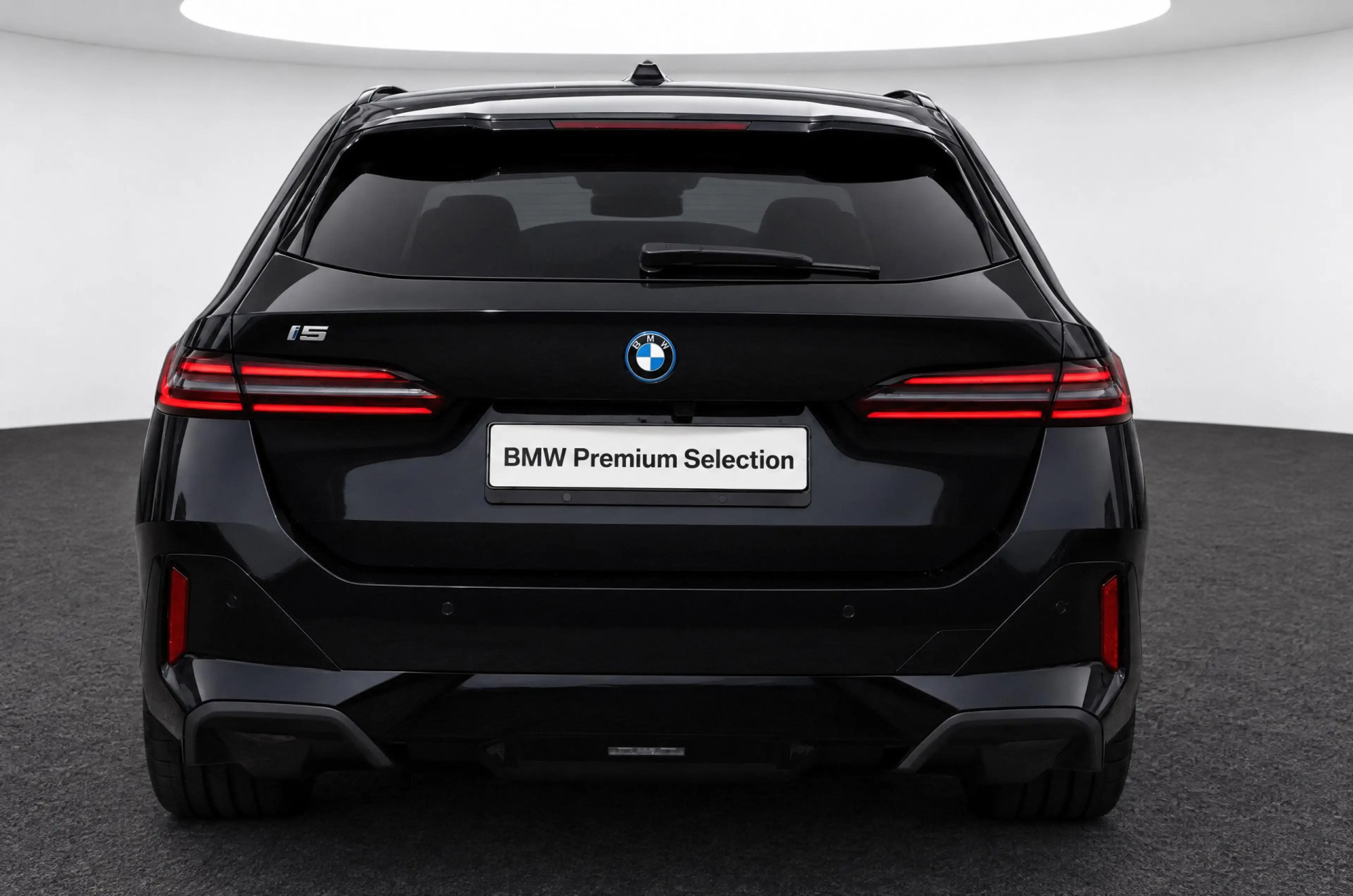 BMW i5 Touring eDrive40 M Sport / Panoramadak / Trekhaak — photo 7