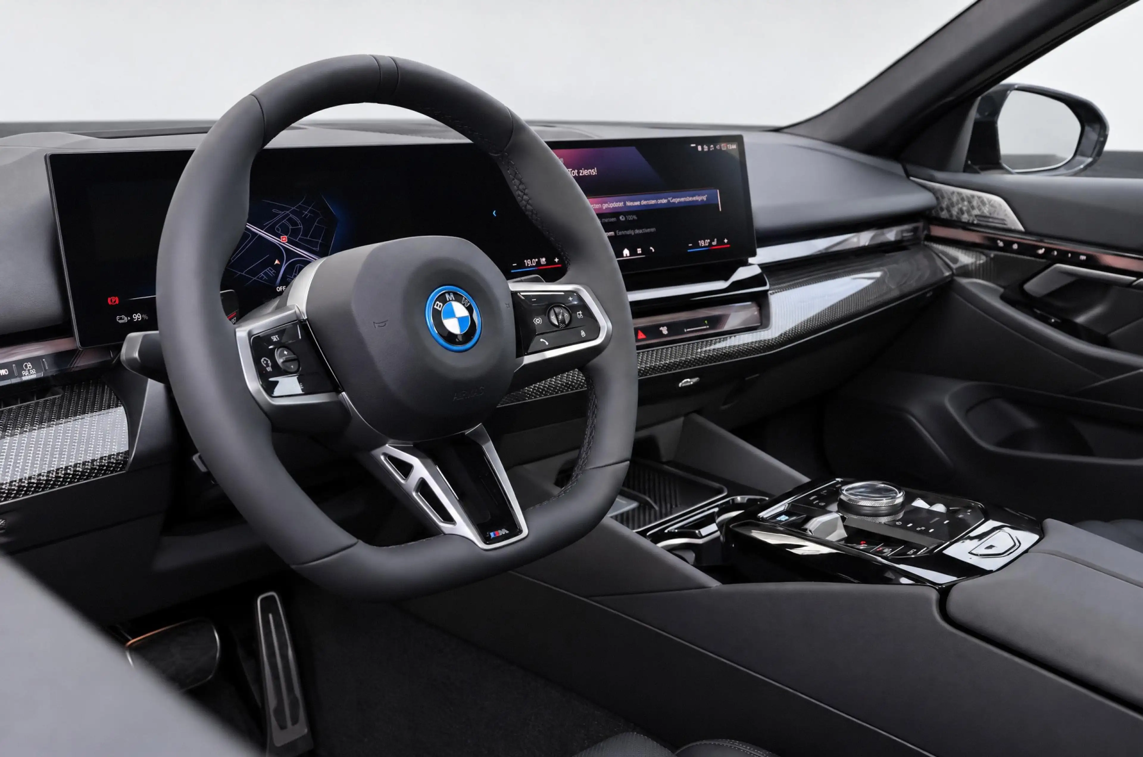 BMW i5 Touring eDrive40 M Sport / Panoramadak / Trekhaak — photo 9