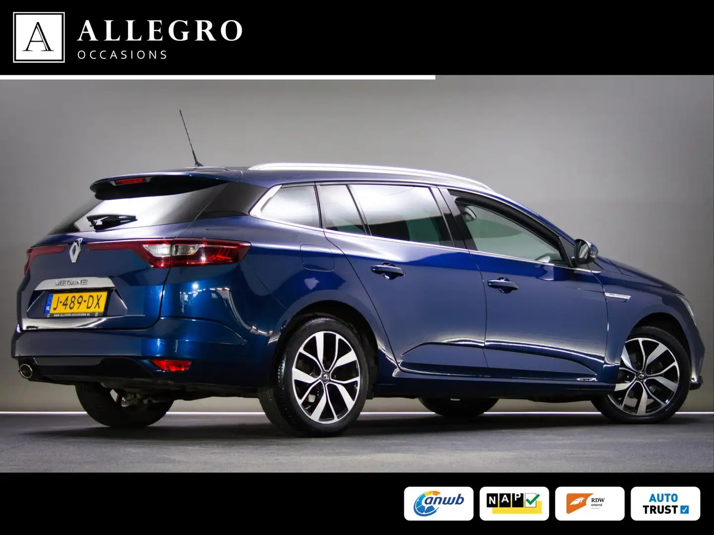 Renault Megane Estate 1.3 TCe Bose (APPLE CARPLAY / ANDROID AUTO, Bleu - 2