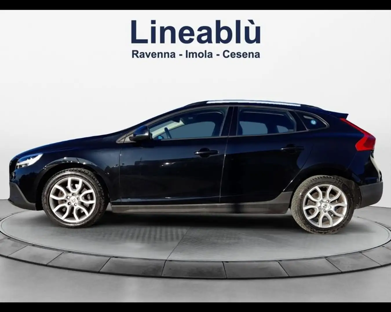 Volvo V40 Cross Country D3 Geartronic Plus Negro - 2