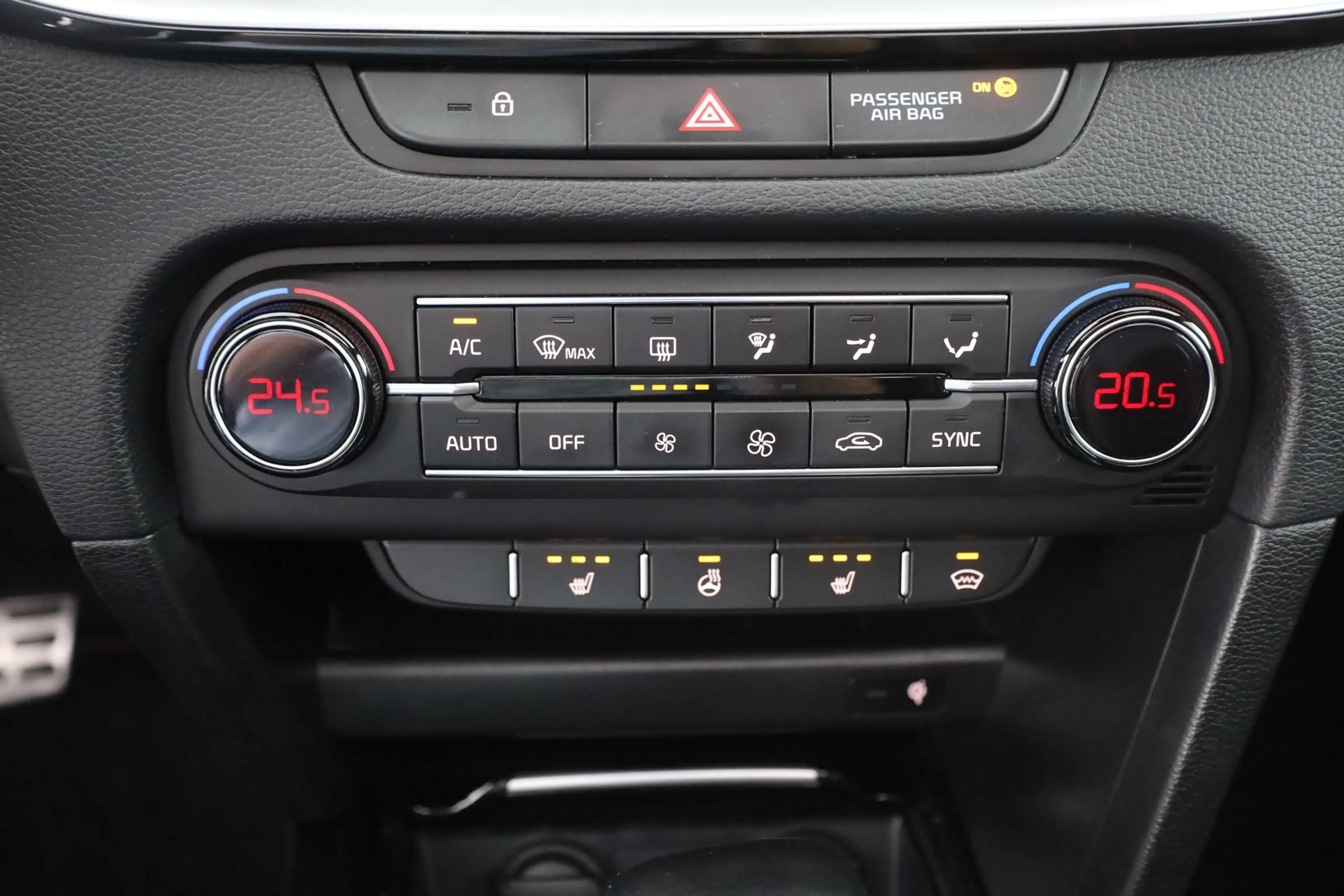 Kia ProCeed / pro_cee'd ProCeed 1.6 T-GDI GT LED Navi Panorama Kamera — photo 7