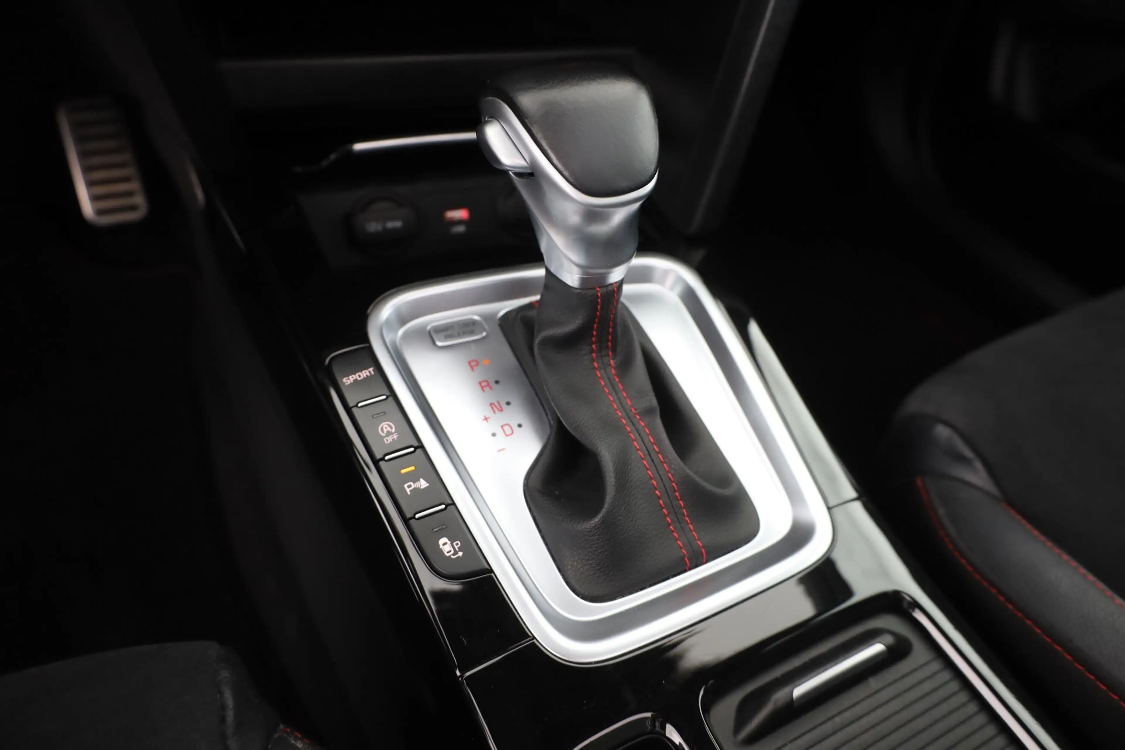 Kia ProCeed / pro_cee'd ProCeed 1.6 T-GDI GT LED Navi Panorama Kamera — photo 10