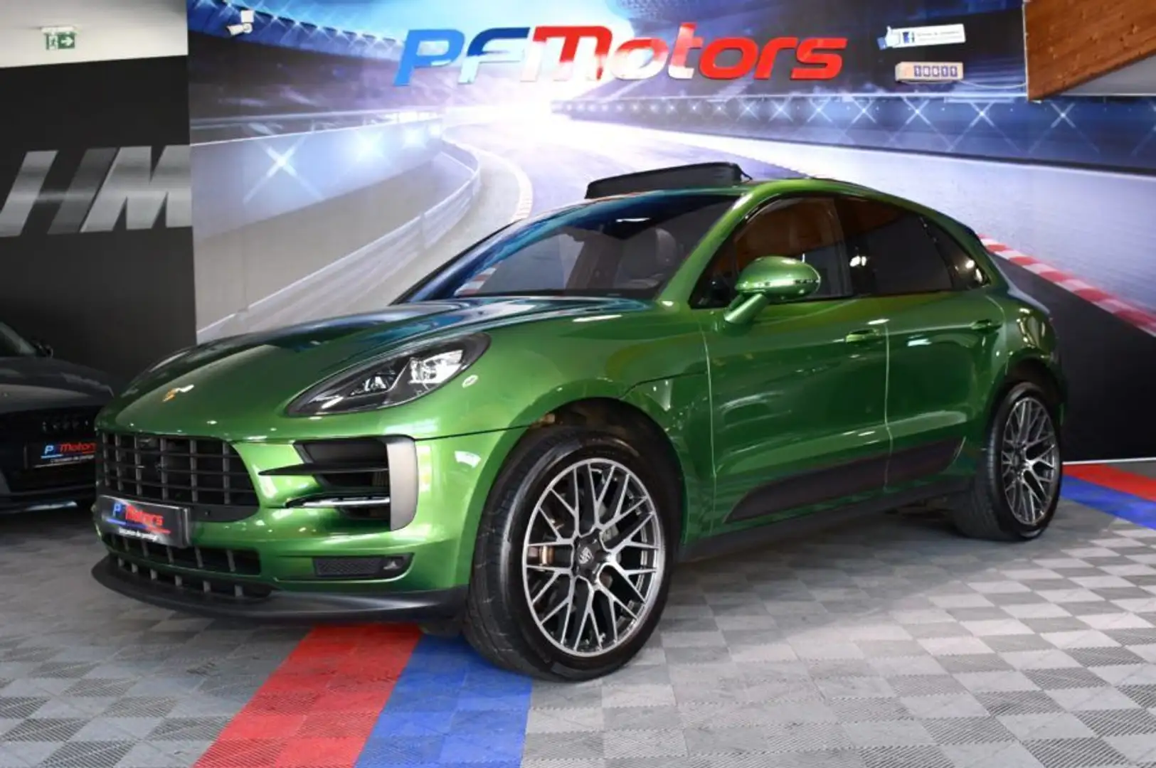 Porsche Macan S 3.0 V6 354 PDK GPS Attelage Suspension Pneumatiq Vert - 1