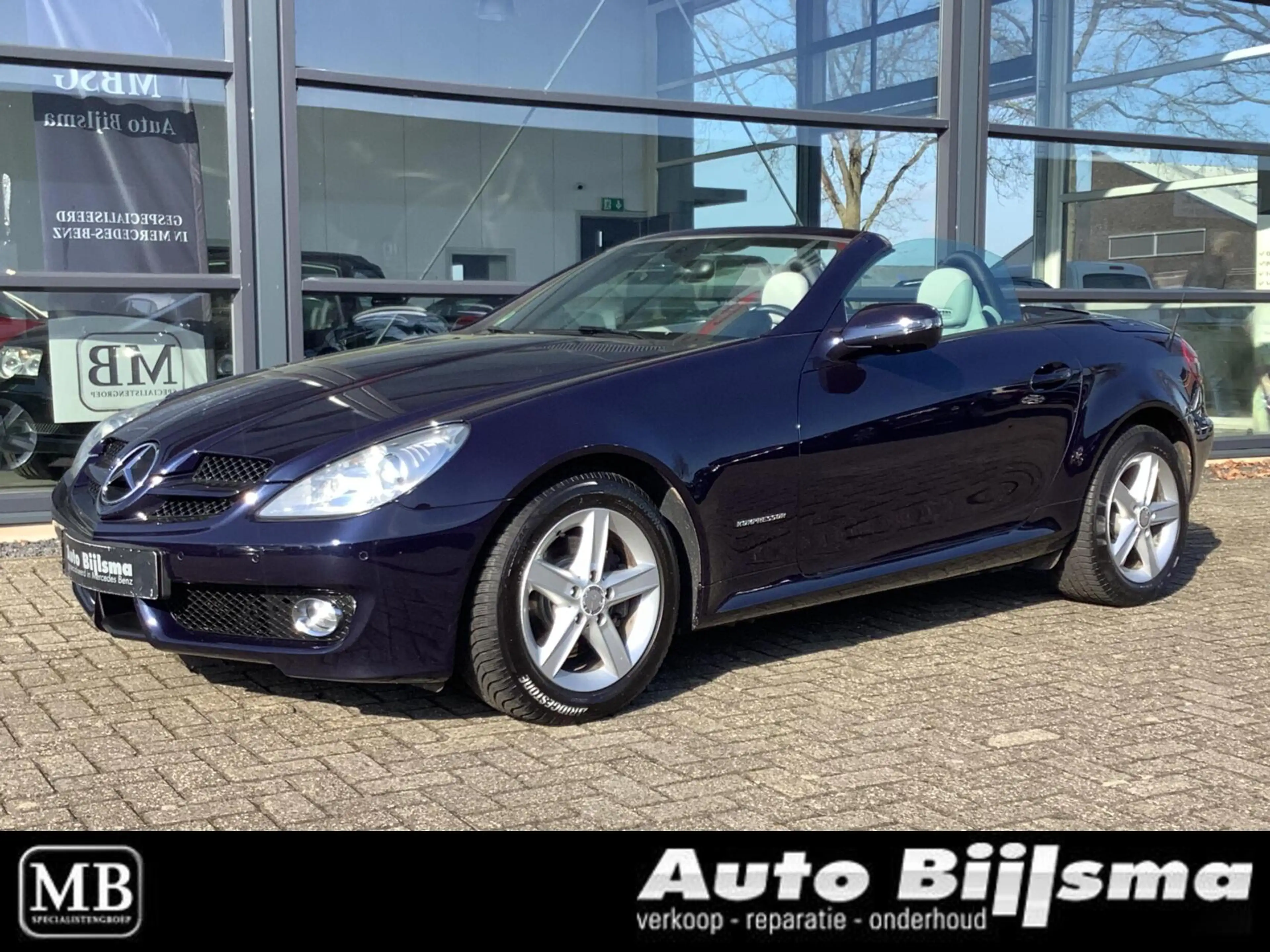 Mercedes-Benz SLK 200 K. Nekverwarming, navi, stoelverwarming, face lift