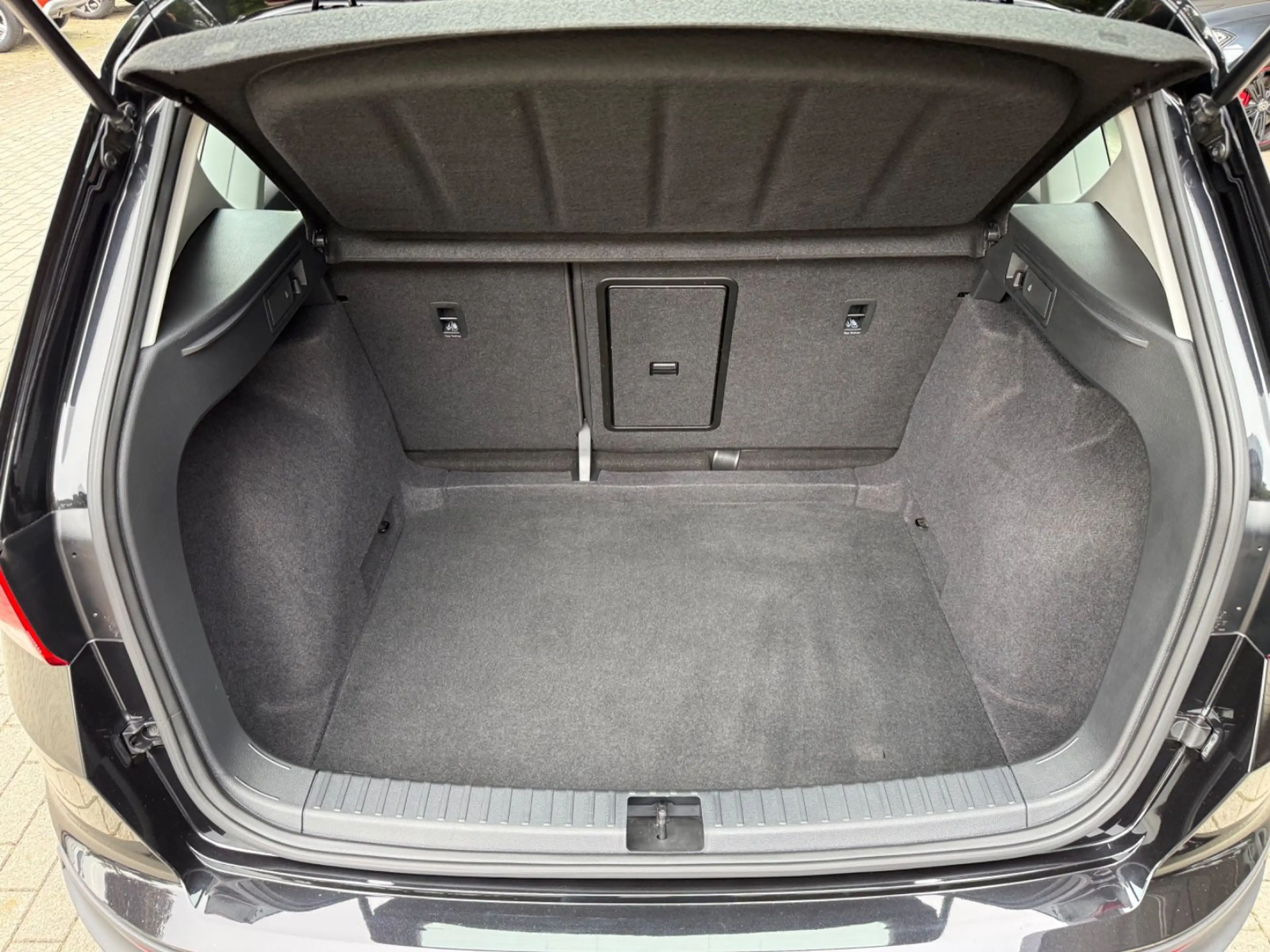 SEAT Ateca Style 1.5 TSI DSG Allwetter/LED/AHK/PDC — photo 8