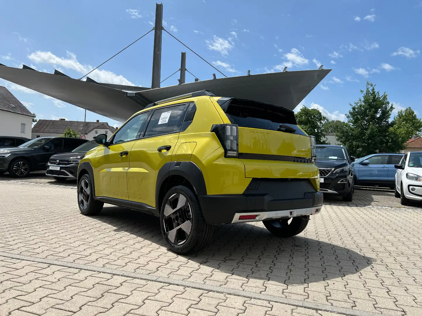 Fiat Grande Panda 1.2 eDCT La Prima *LED Navi Sitzh.* Geel - 2