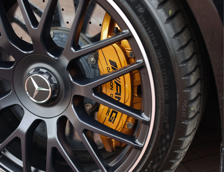 Mercedes-Benz SL 63 AMG | Airscarf - Keramisch - B&O - Pano — photo 19