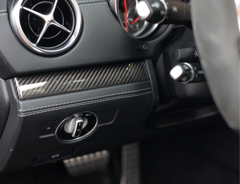 Mercedes-Benz SL 63 AMG | Airscarf - Keramisch - B&O - Pano — photo 45