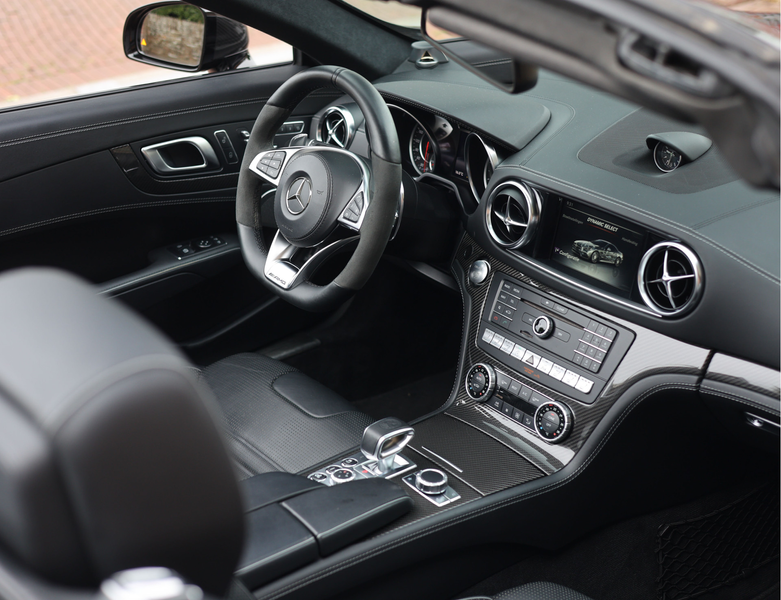 Mercedes-Benz SL 63 AMG | Airscarf - Keramisch - B&O - Pano — photo 43