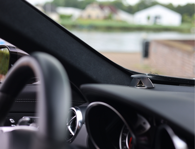 Mercedes-Benz SL 63 AMG | Airscarf - Keramisch - B&O - Pano — photo 11