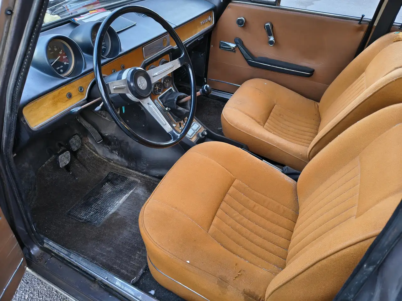 Alfa Romeo 1750 1° serie da restaurare, foto 9