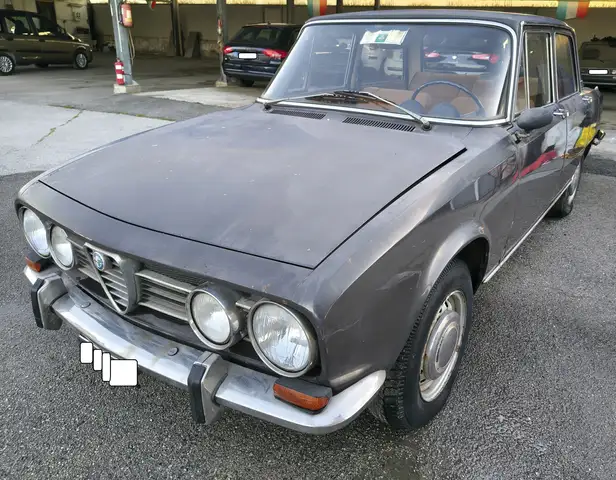 Alfa Romeo 1750