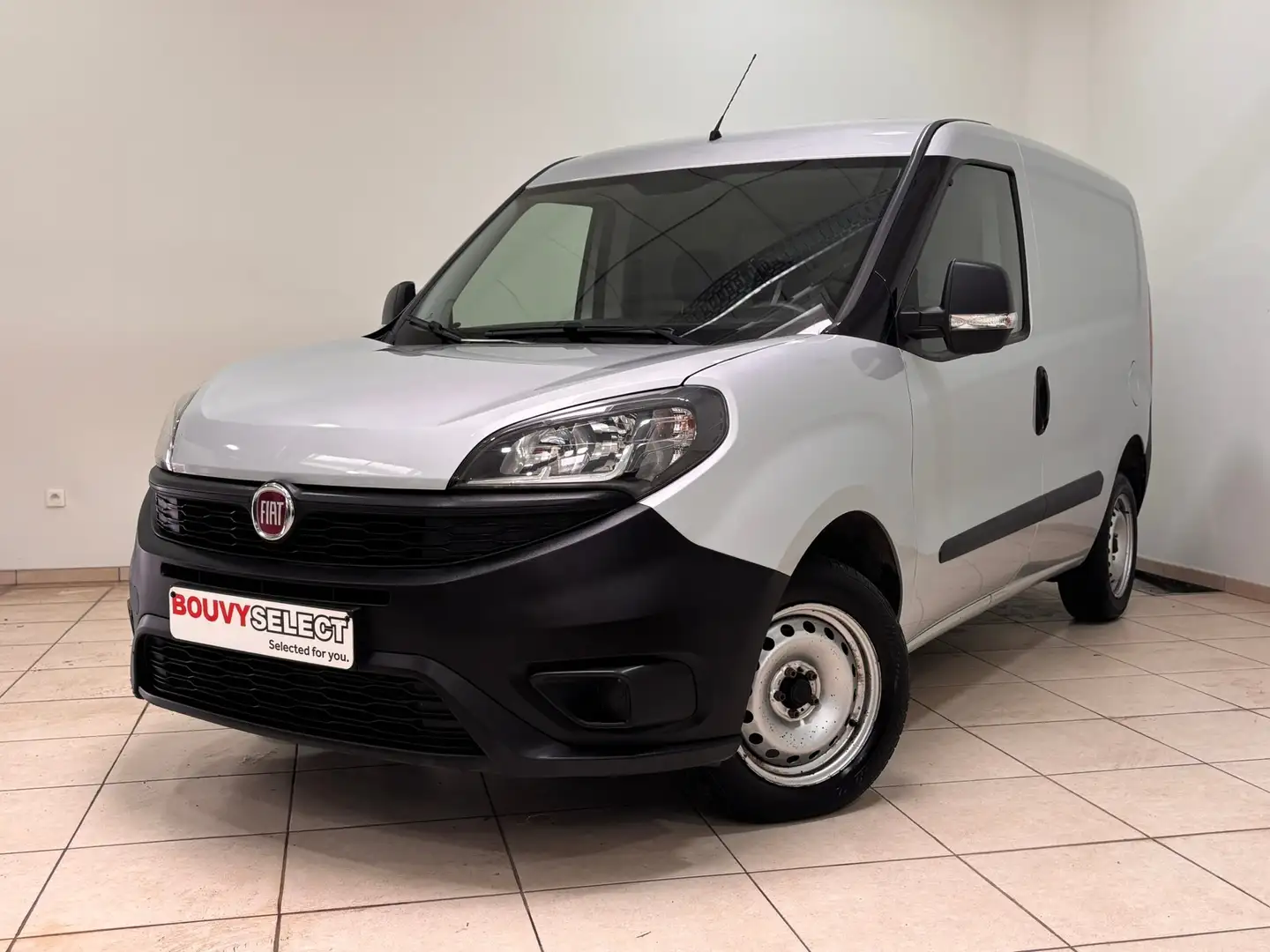Fiat Doblo 1.3 D 80CV *3 PLACES*USB*BLUETOOTH*PHONE*RADIO* Grijs - 1