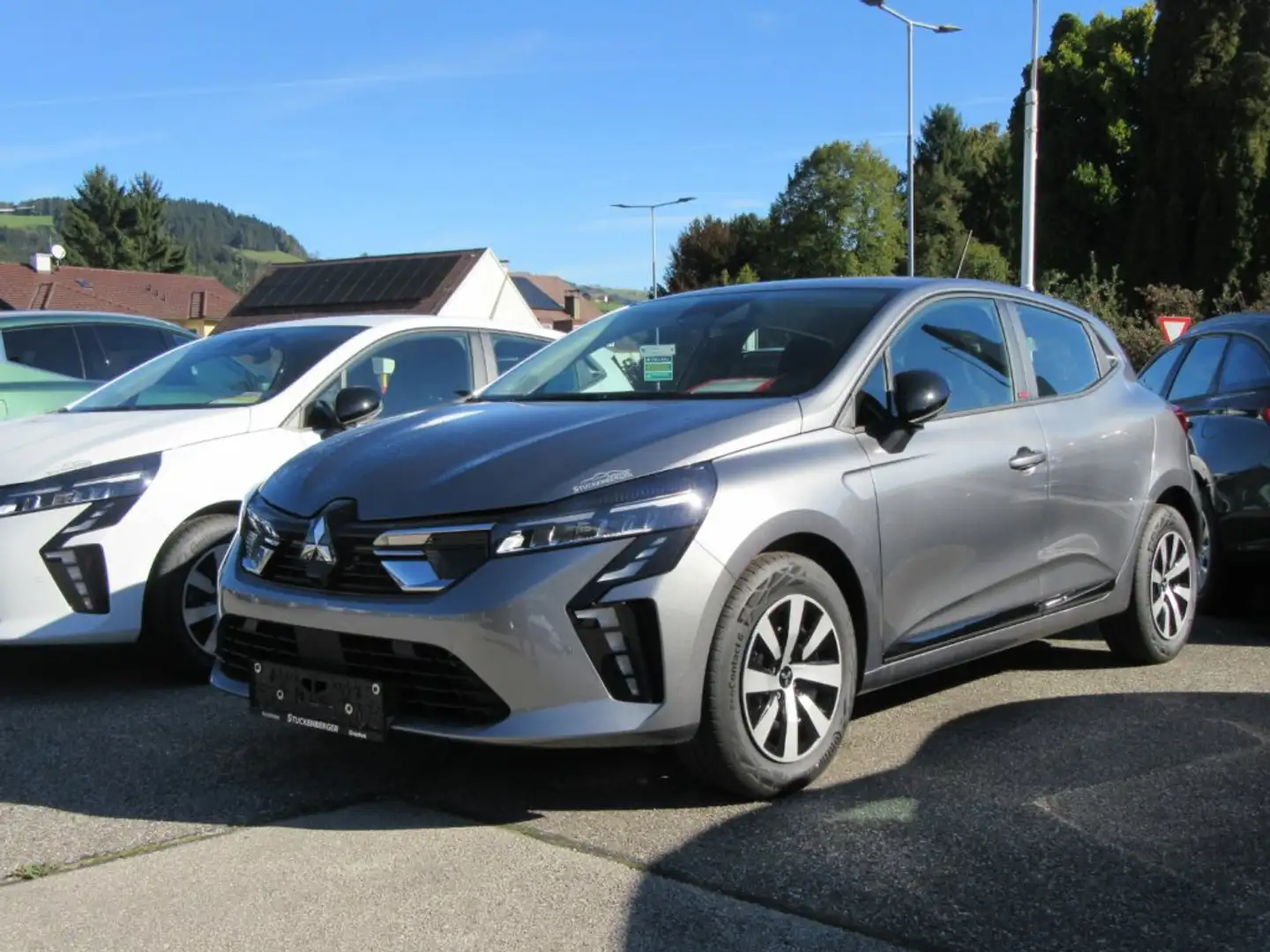 Mitsubishi Colt 1,0 MPI Turbo YUKI Invite C 26 Grijs - 1