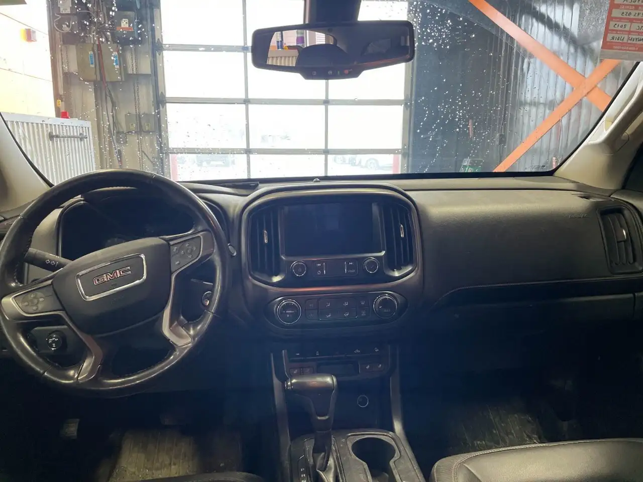 GMC Canyon снимка GMC Canyon