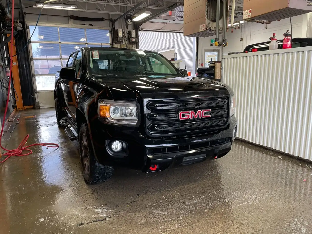 GMC Canyon снимка GMC Canyon