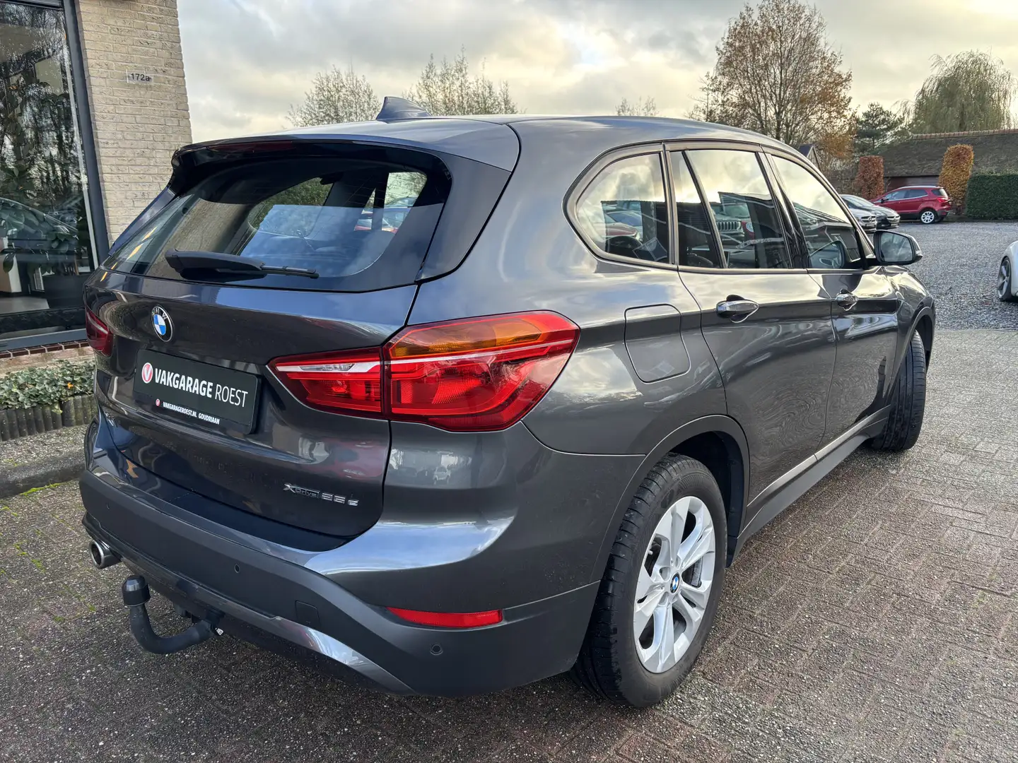 BMW X1 xDrive25e eDrive Edition Hybrid Automaat Trekhaak Gris - 2