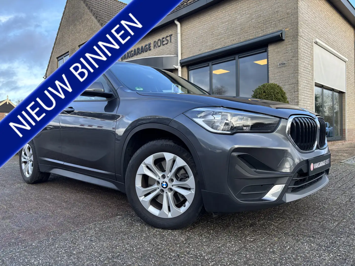 BMW X1 xDrive25e eDrive Edition Hybrid Automaat Trekhaak Gris - 1