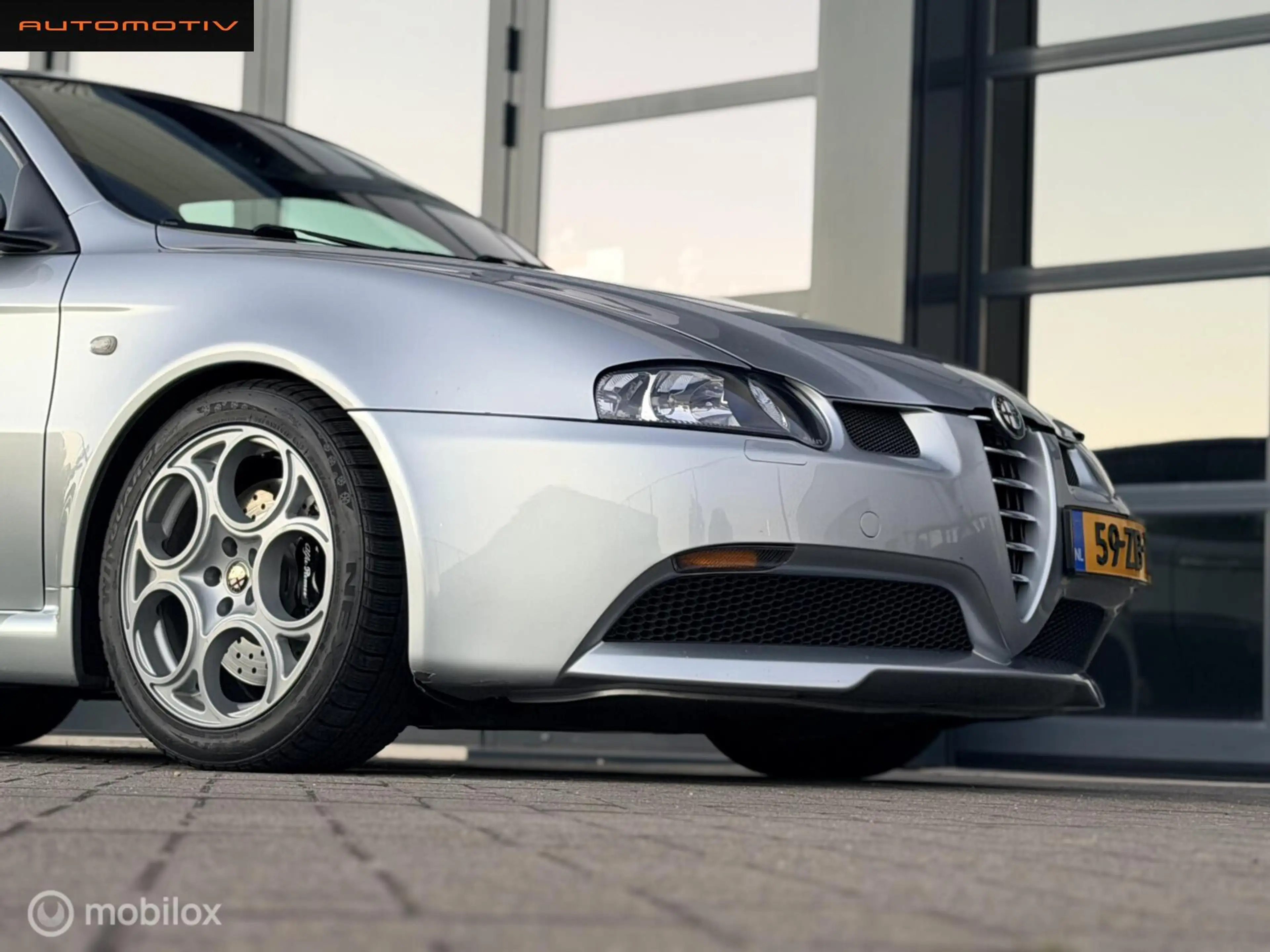 Alfa Romeo 147 3.2 V6 GTA NOVITEC / FULL HISTORY / — photo 11