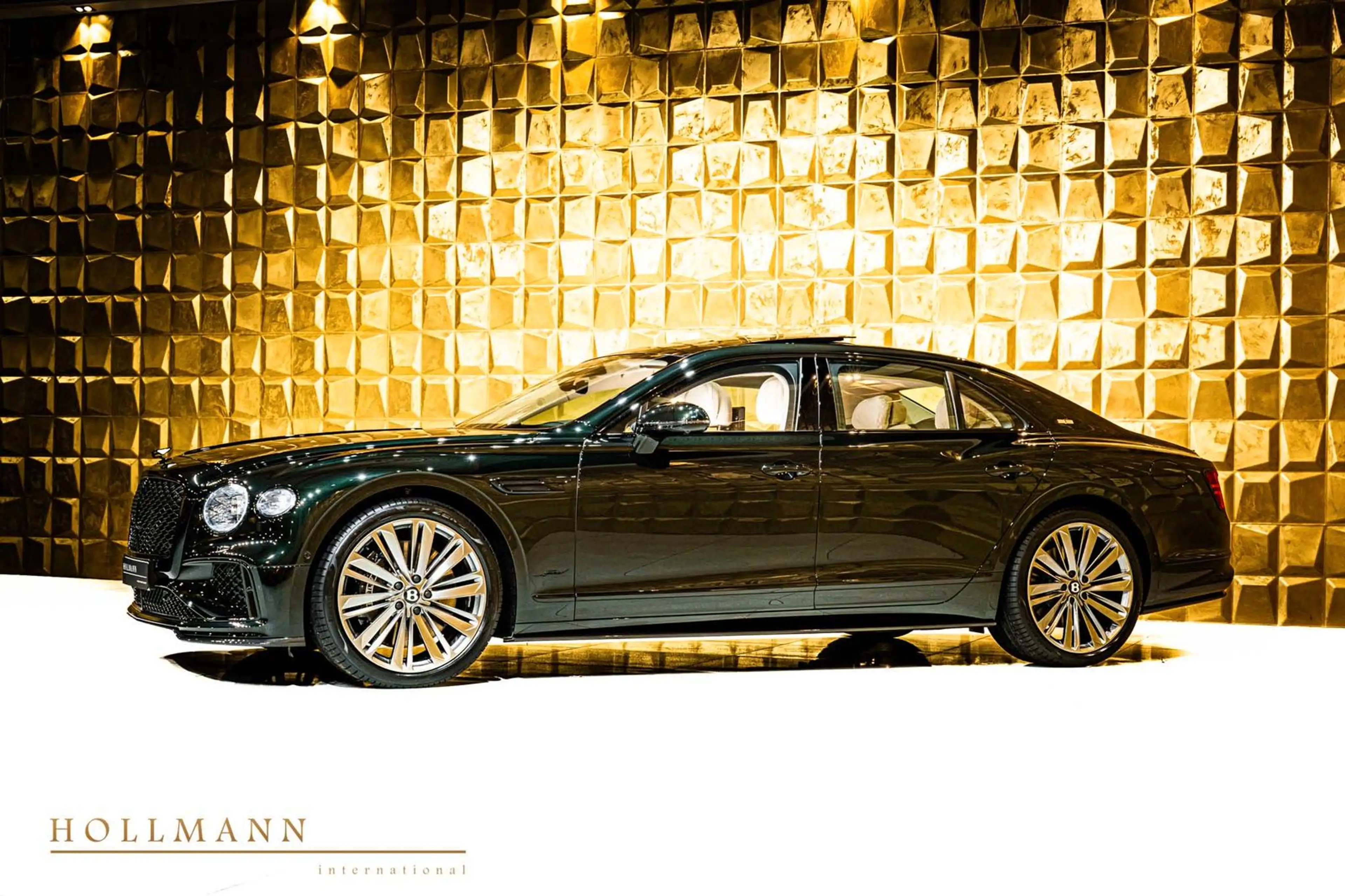 Bentley Flying Spur SPEED V8 HYBRID FIRST EDITION — photo 3