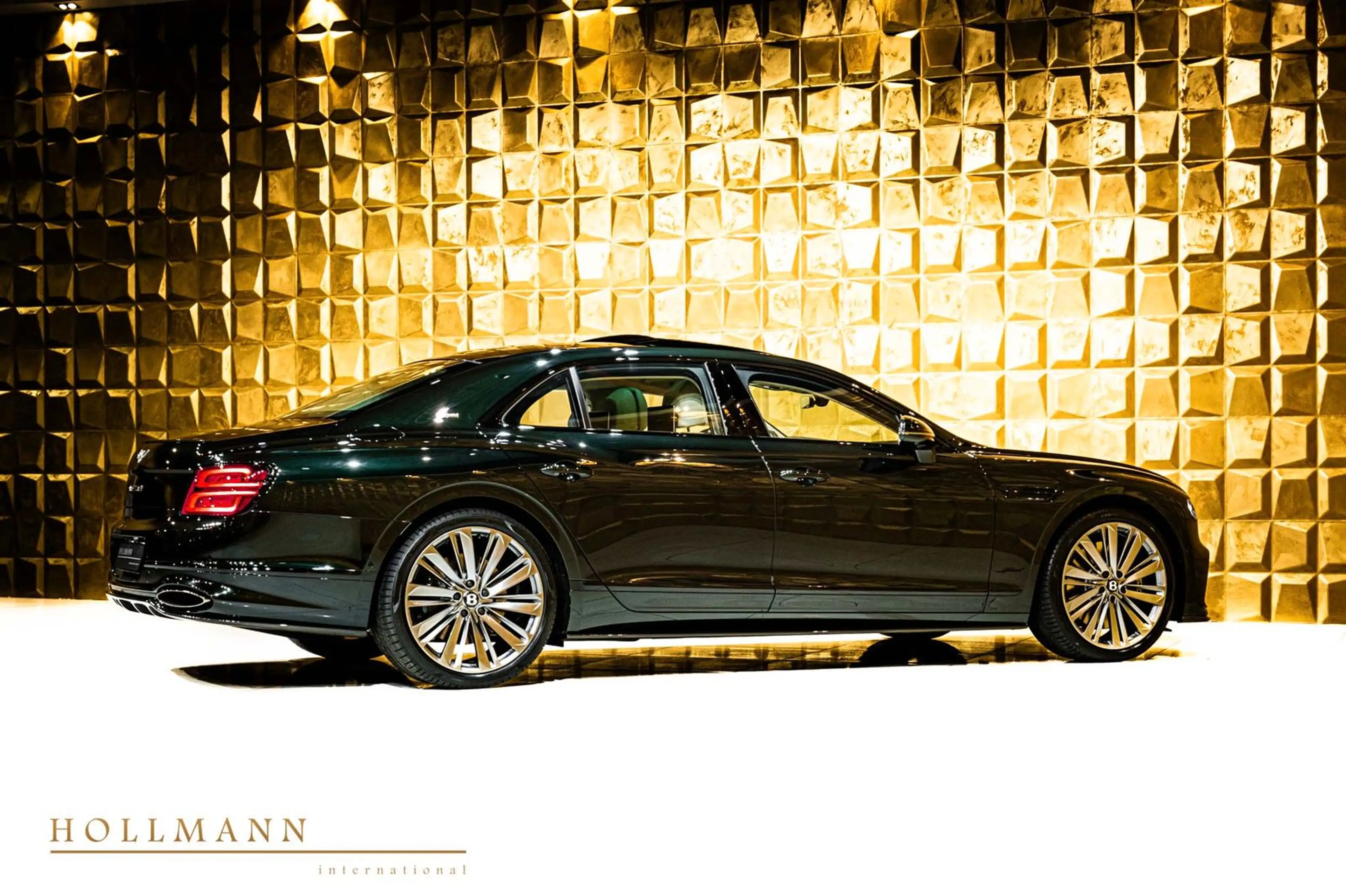 Bentley Flying Spur SPEED V8 HYBRID FIRST EDITION — photo 7