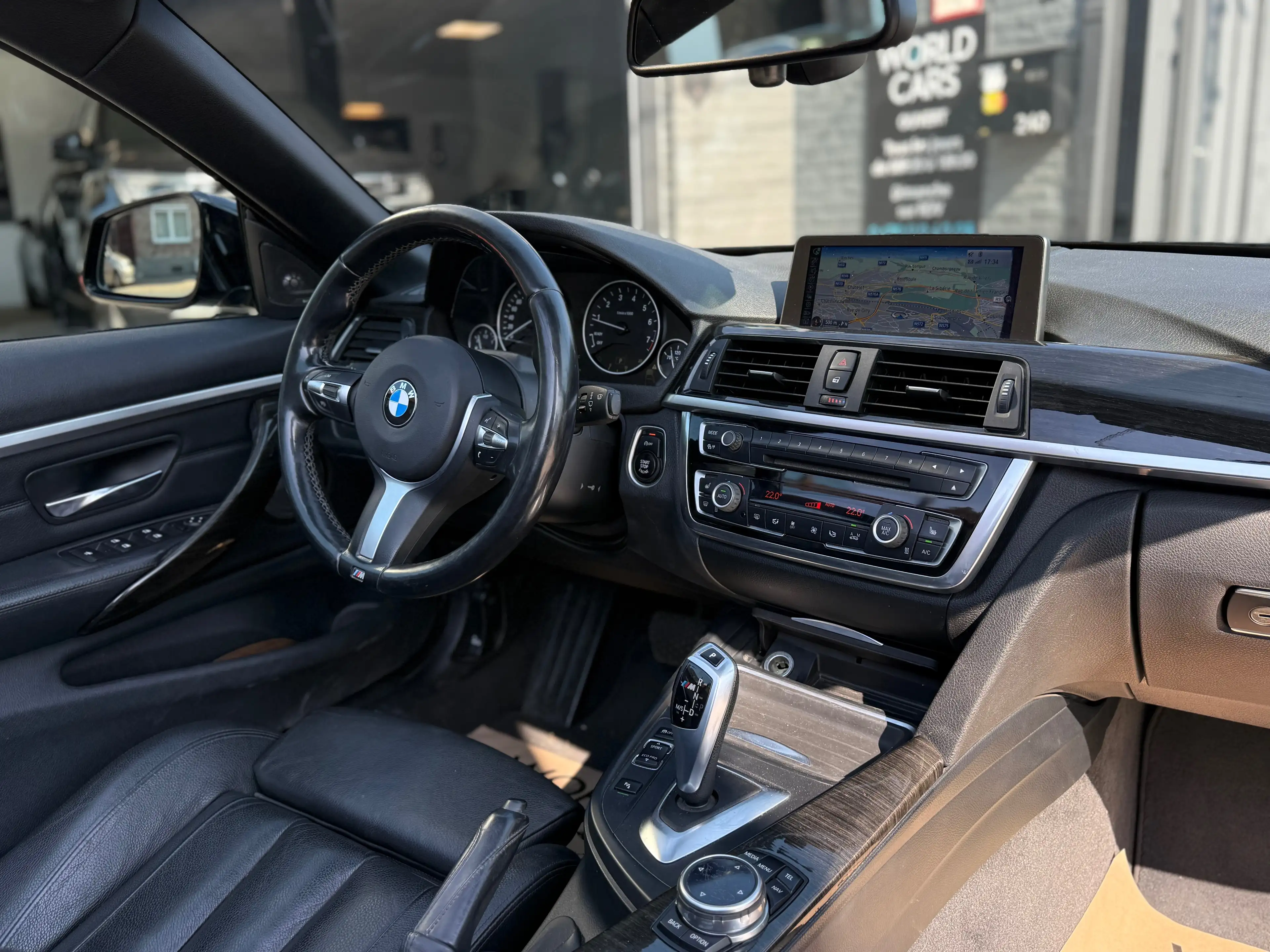 BMW 428 iA Cabrio PACK SPORT - NAVIGATION - KEYLESS - CAMERA - H-K - FULL OPTION — photo 10