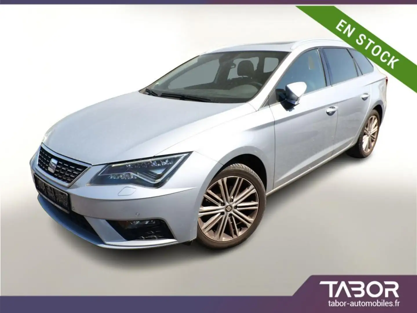 SEAT Leon ST 1.5 TSI 150 DSG Xcellence LED Pano Stříbrná - 1