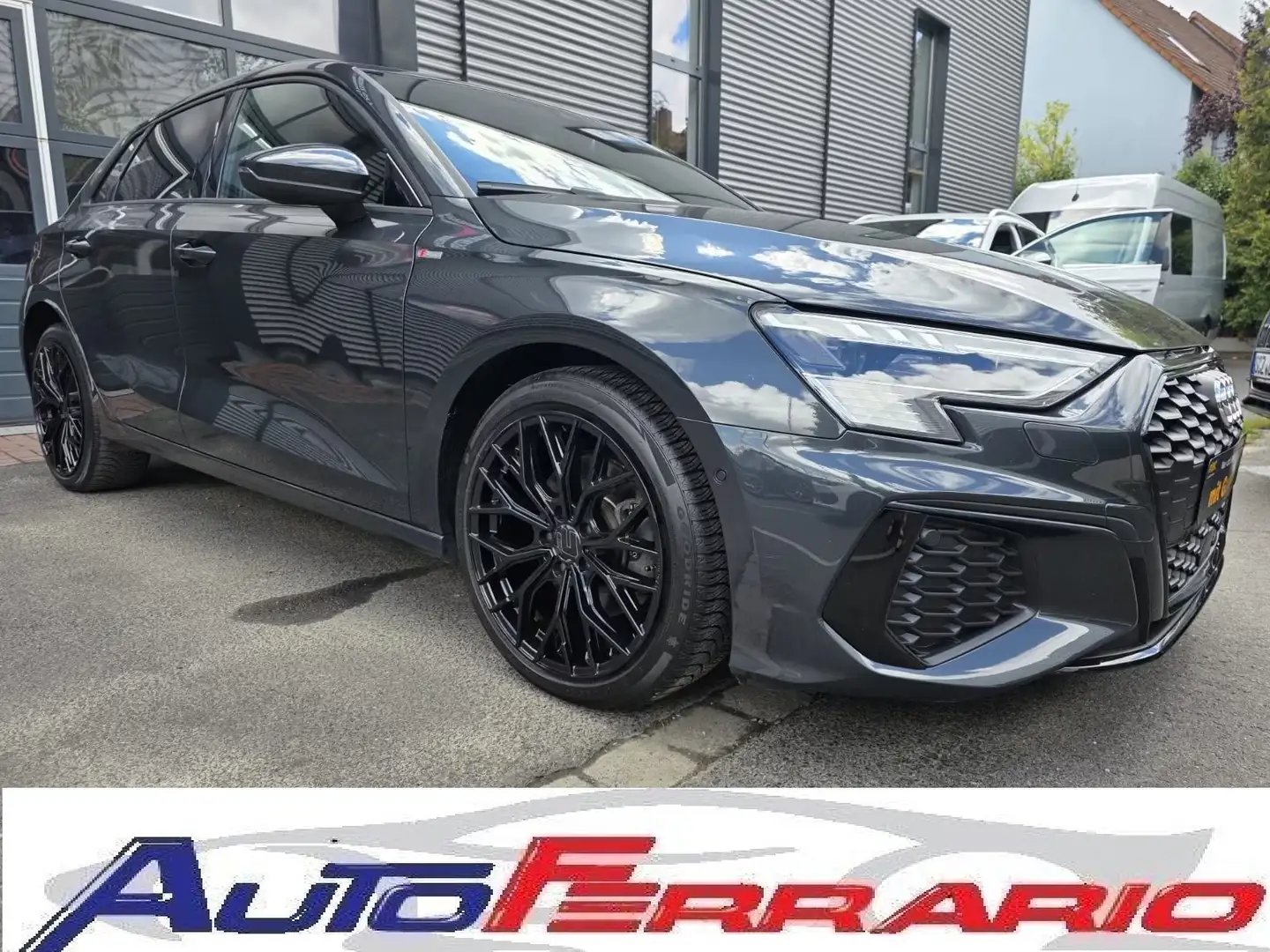 Audi A3 40 S LINE X 2 19"SENS PARK DOPPI VOLANTE TAGLIATO - 1