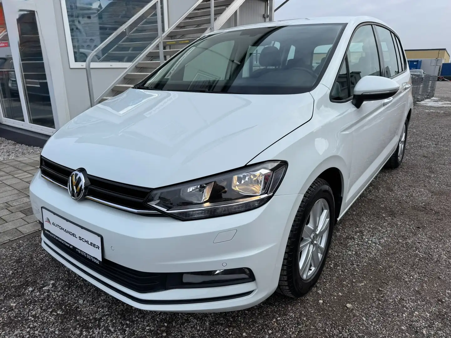 Volkswagen Touran 1.6 CR TDI_3-Zonen Klimaautomatik_Tempomat Weiß - 1
