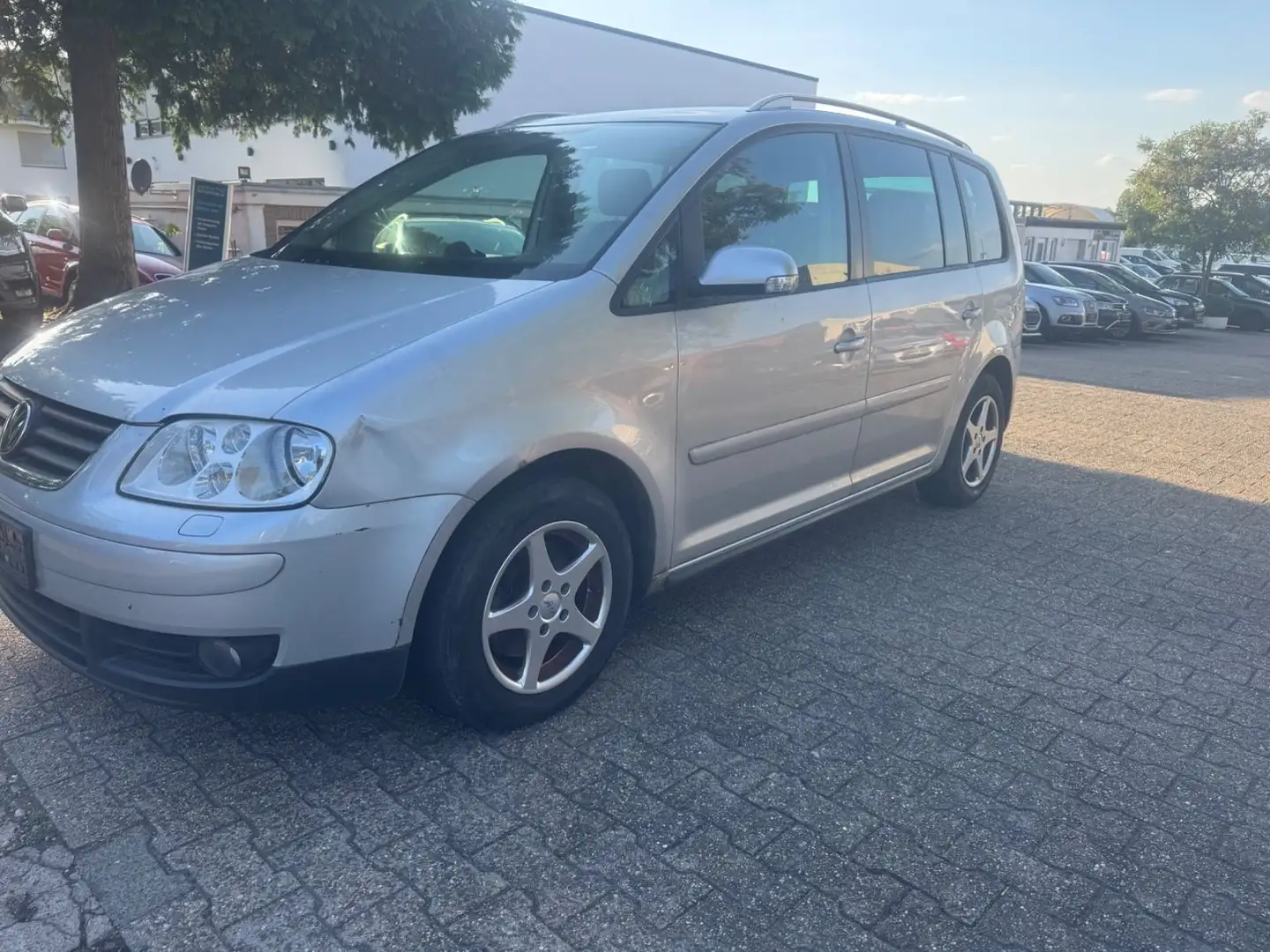 Volkswagen Touran Highline Argent - 1