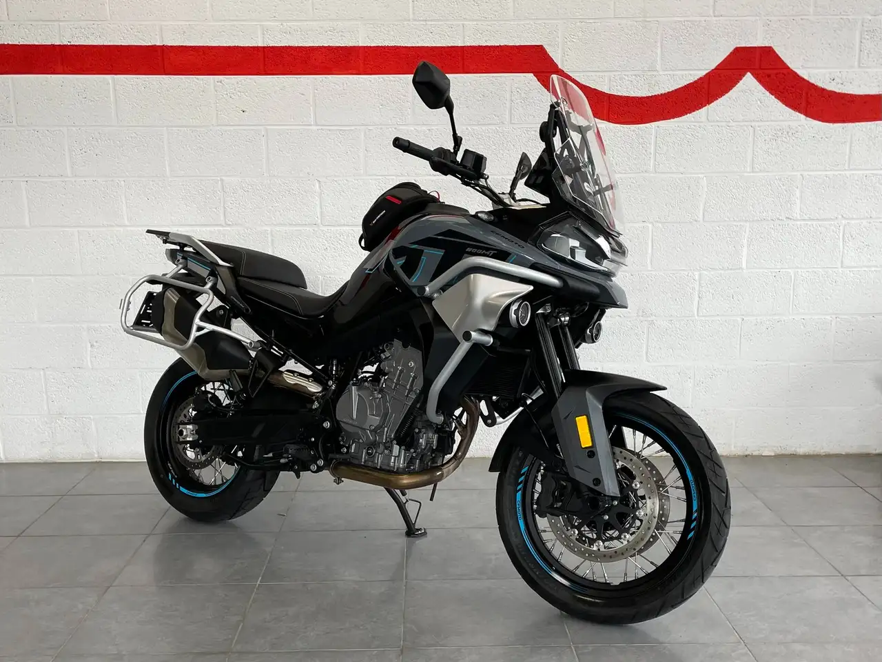 Cfmoto 800 MT