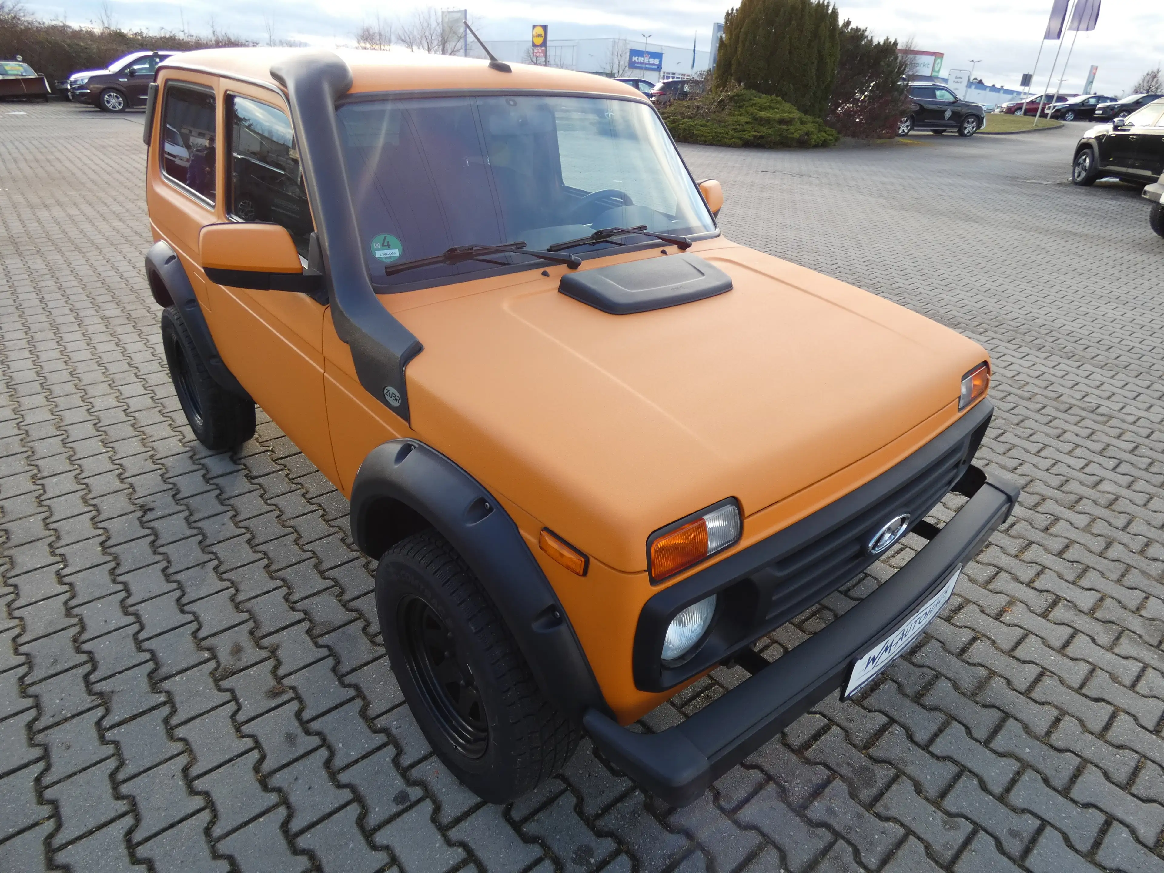 Lada Niva 4x4 1,7 "ZUBR" AHK, Radio, Raptorlack, Dotz, TOP — photo 5