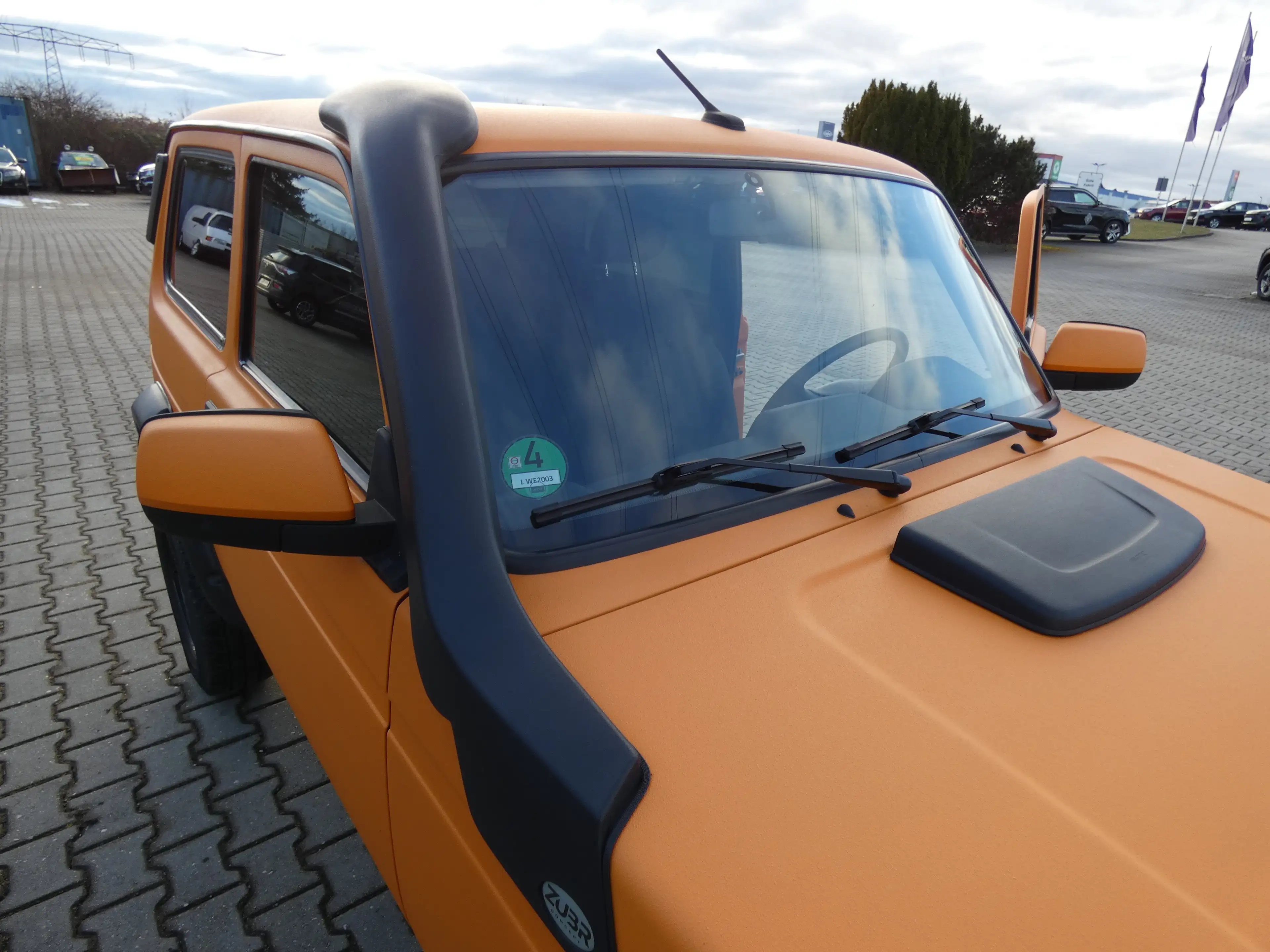 Lada Niva 4x4 1,7 "ZUBR" AHK, Radio, Raptorlack, Dotz, TOP — photo 15