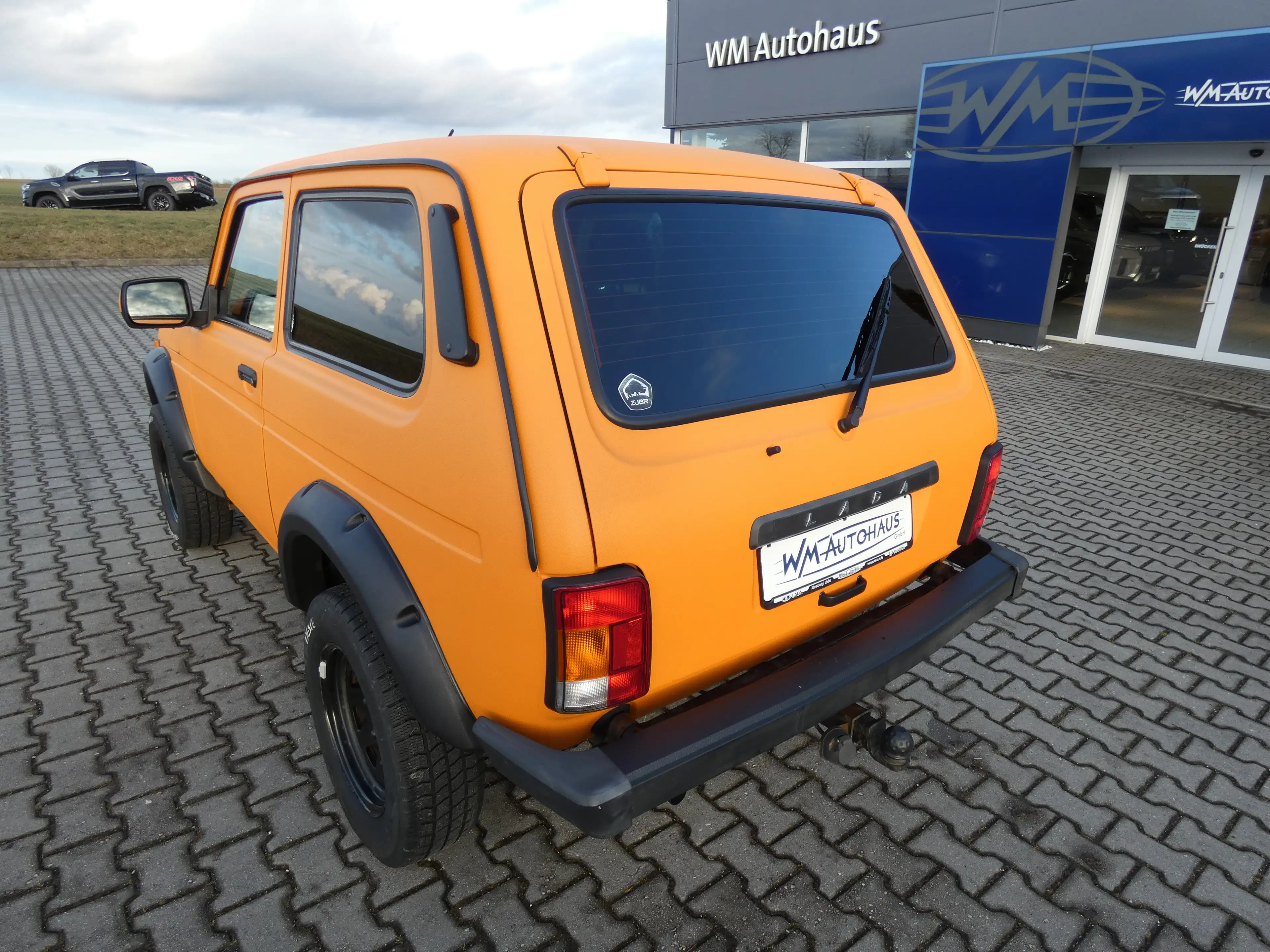 Lada Niva 4x4 1,7 "ZUBR" AHK, Radio, Raptorlack, Dotz, TOP — photo 3