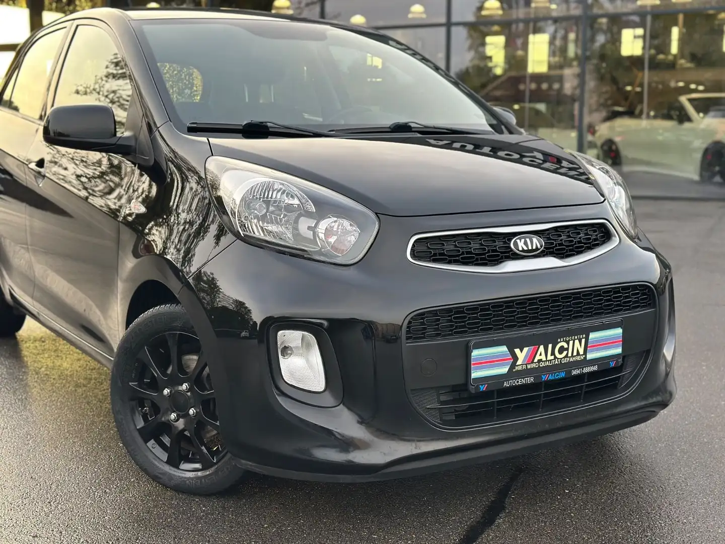 Kia Picanto 1.0 Spirit 2.HA/S-HEFT/KLIMA/15LM/5-TÜRE Schwarz - 2
