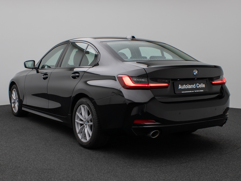 BMW 318 DAB PDC Widscreen Geschwindigkeitsreg LED — photo 9