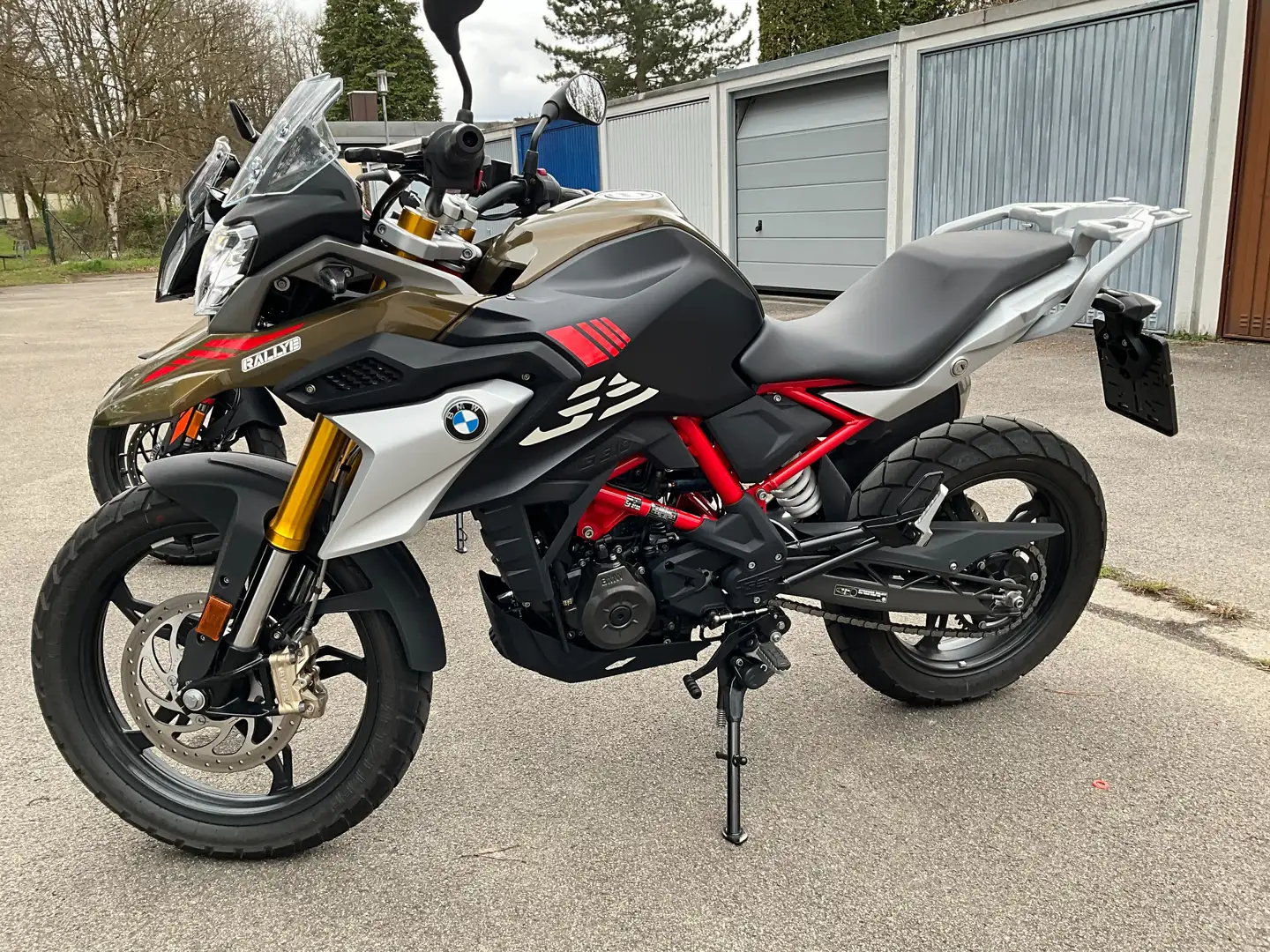 BMW G 310 GS Piros - 2