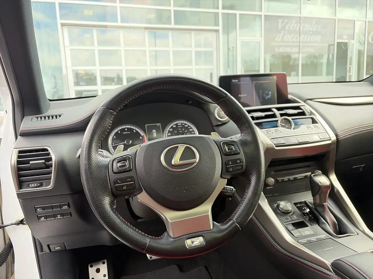 Lexus NX fotografie Lexus NX
