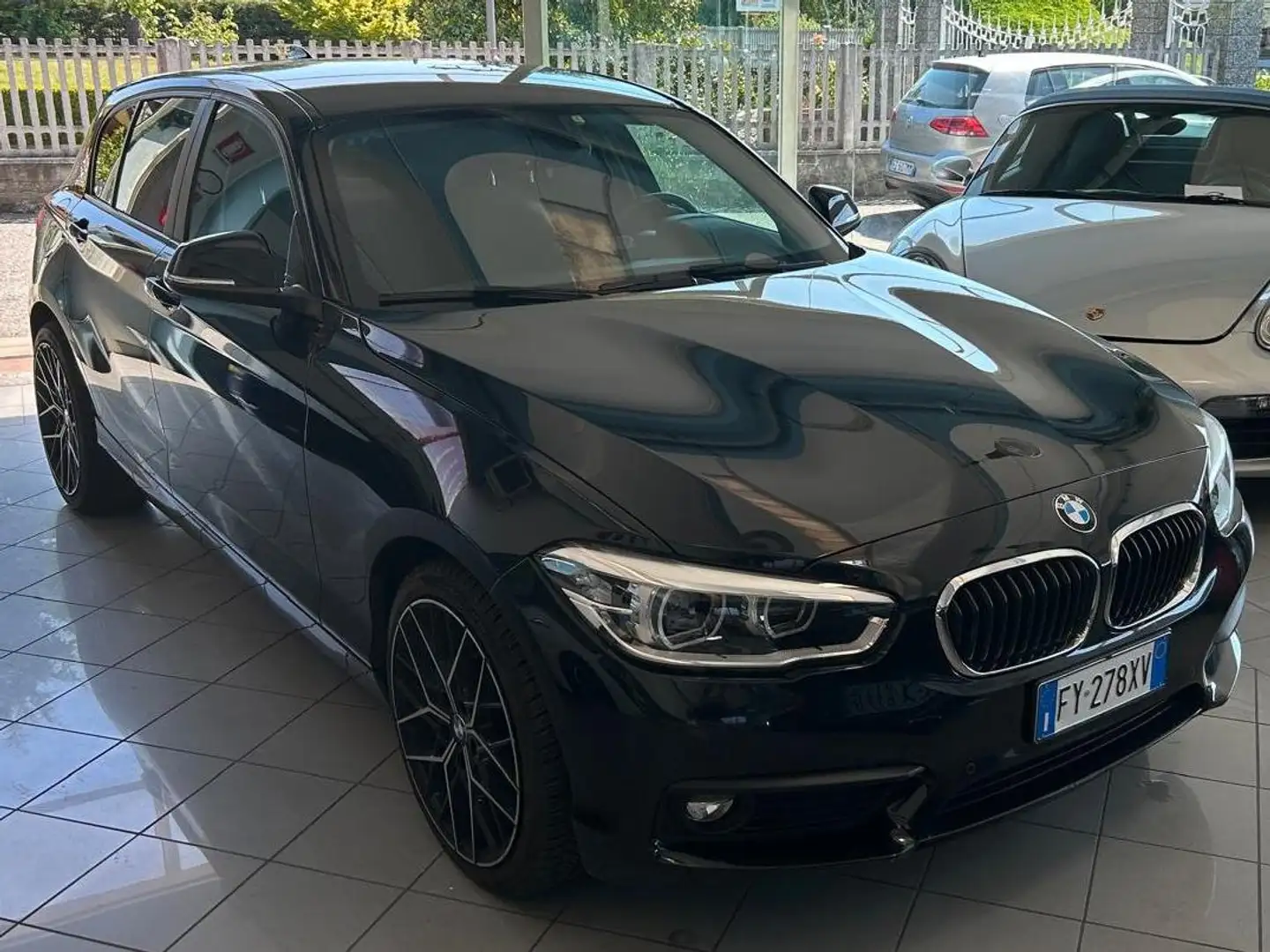 BMW 116 Serie 1 F/20-21 2015 116d Urban 5p auto Nero - 2