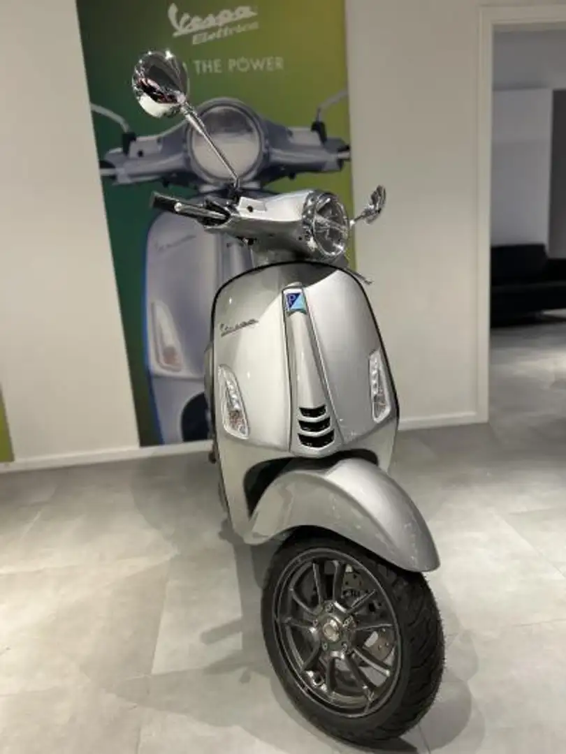 Vespa Elettrica 45 km/h Black - 1