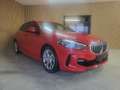 BMW 116 d Pack M Rood - thumbnail 3