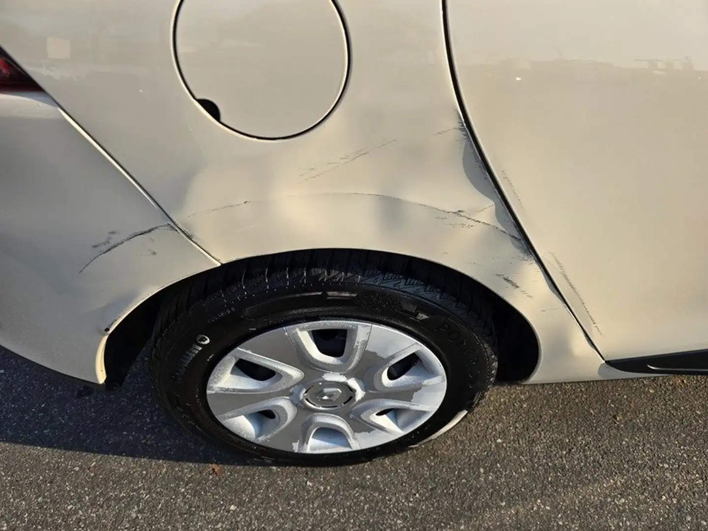 Renault Clio Sporter 1.5 dCi 75CV NEOPATENTATI - 2