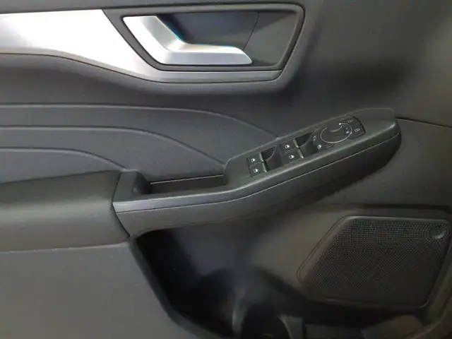 Ford Kuga view 18