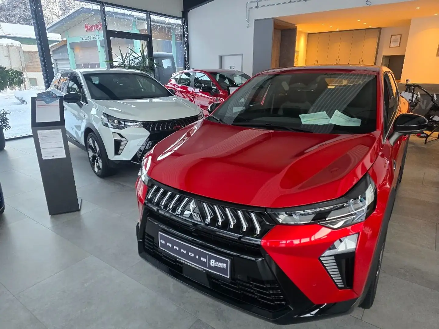 Mitsubishi Grandis 1,3 Petrol Intense 26 Rot - 1