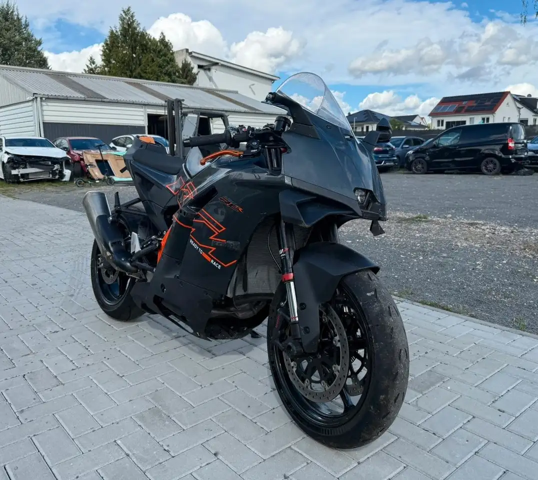 KTM