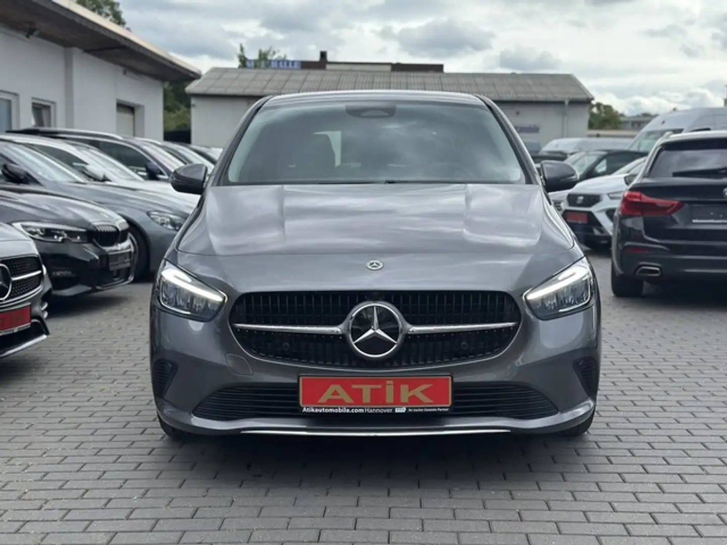 Mercedes-Benz B 200 d | DCT | LED | SHZ | Kamera | PDC Keyless WinterP Gris - 2