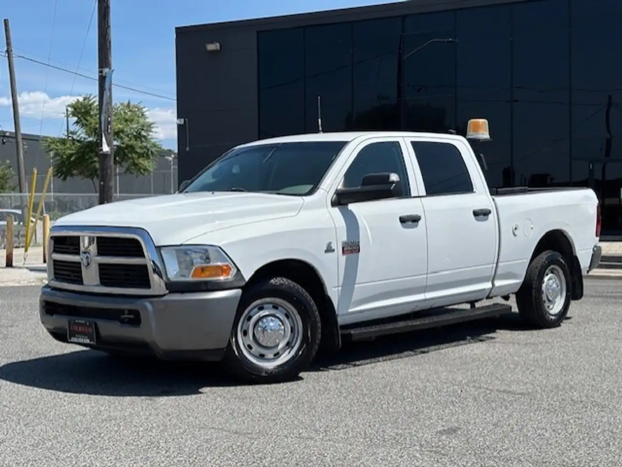 RAM 2500 снимка RAM 2500