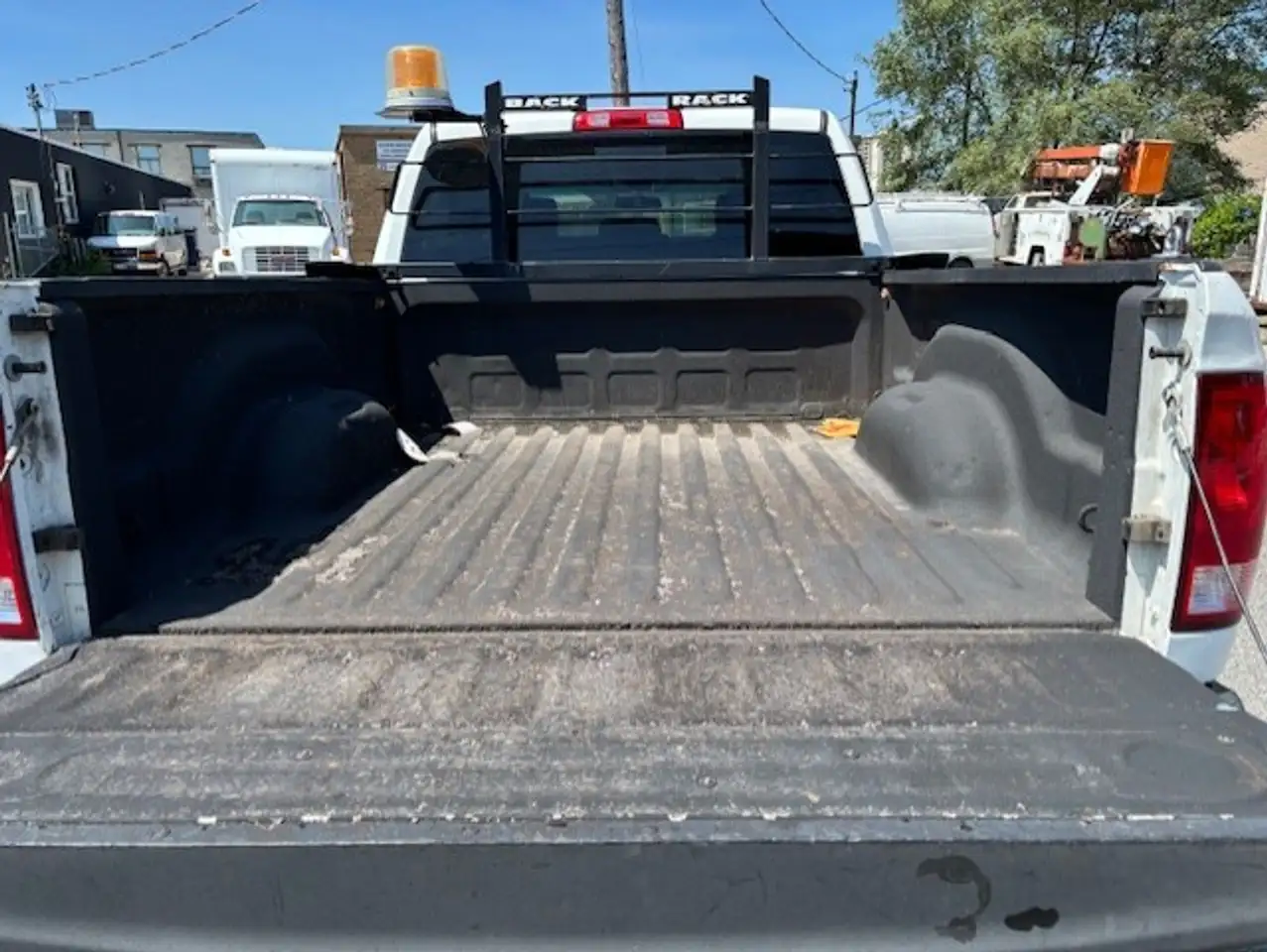 RAM 2500 снимка RAM 2500