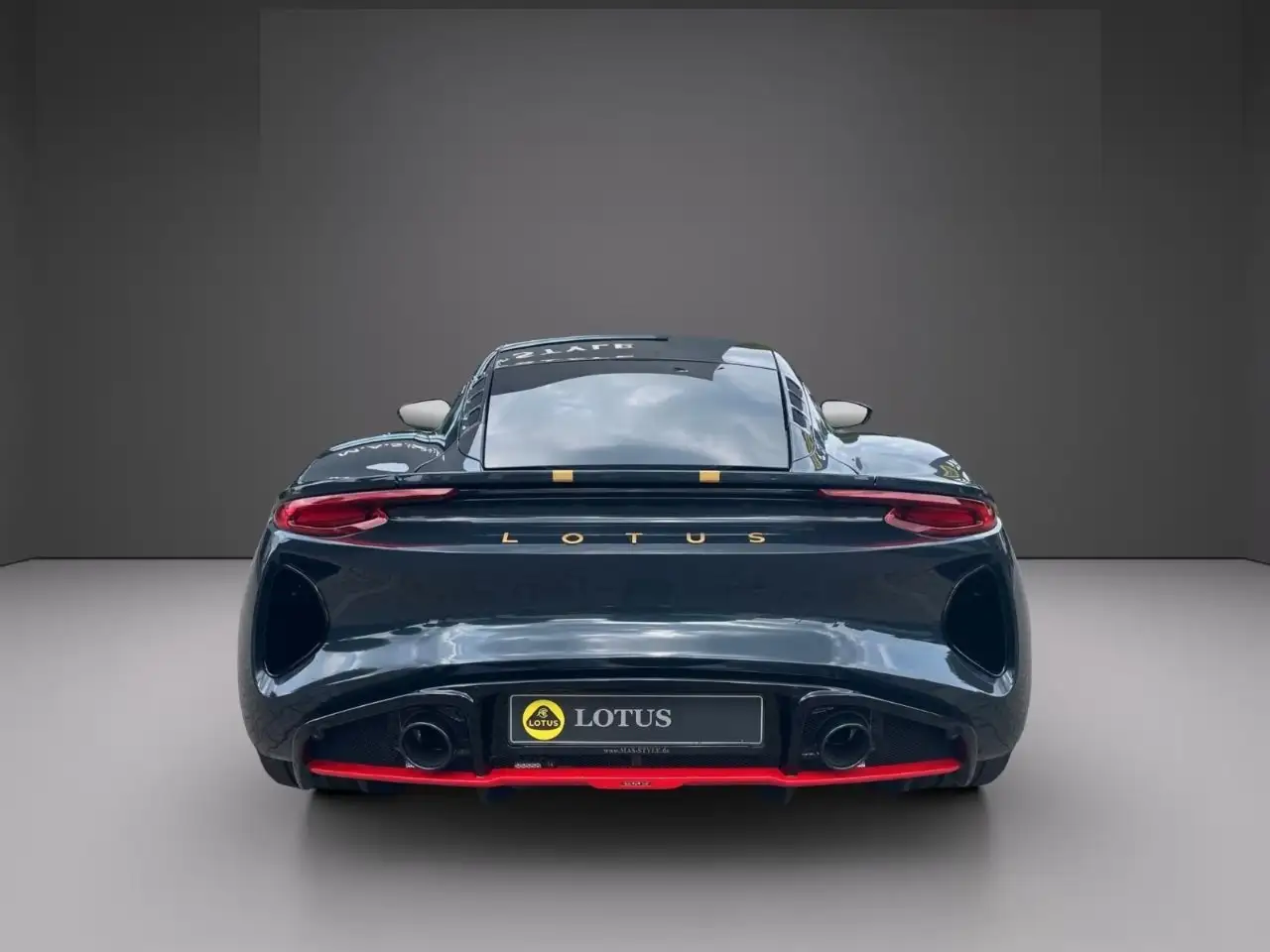 Lotus Emira 2025